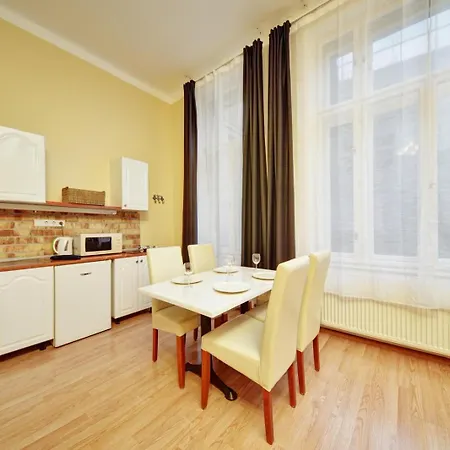 Vaci Street Apartmant C1
